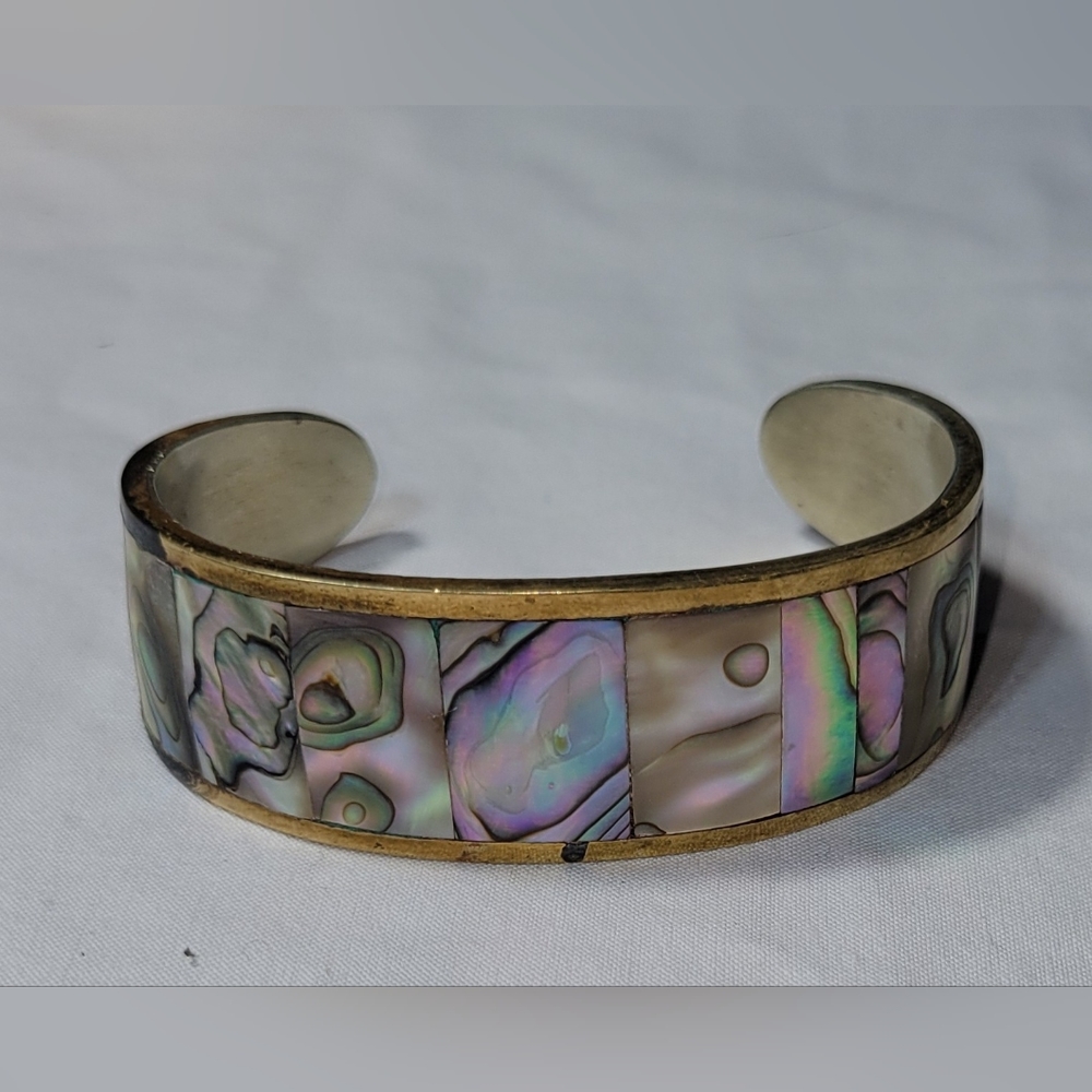 Vintage Abalone bracelet made in Mexico